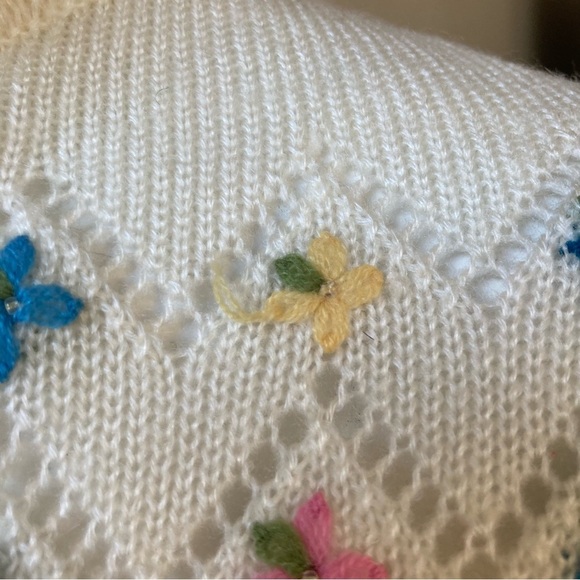 Vintage Cottagecore Coquette Feminine Floral Knit Sweater - Picture 8 of 10